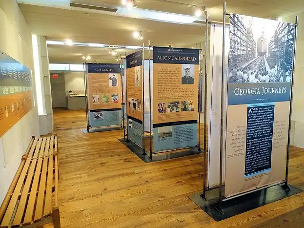 Hotels near Museum of History and Holocaust Education