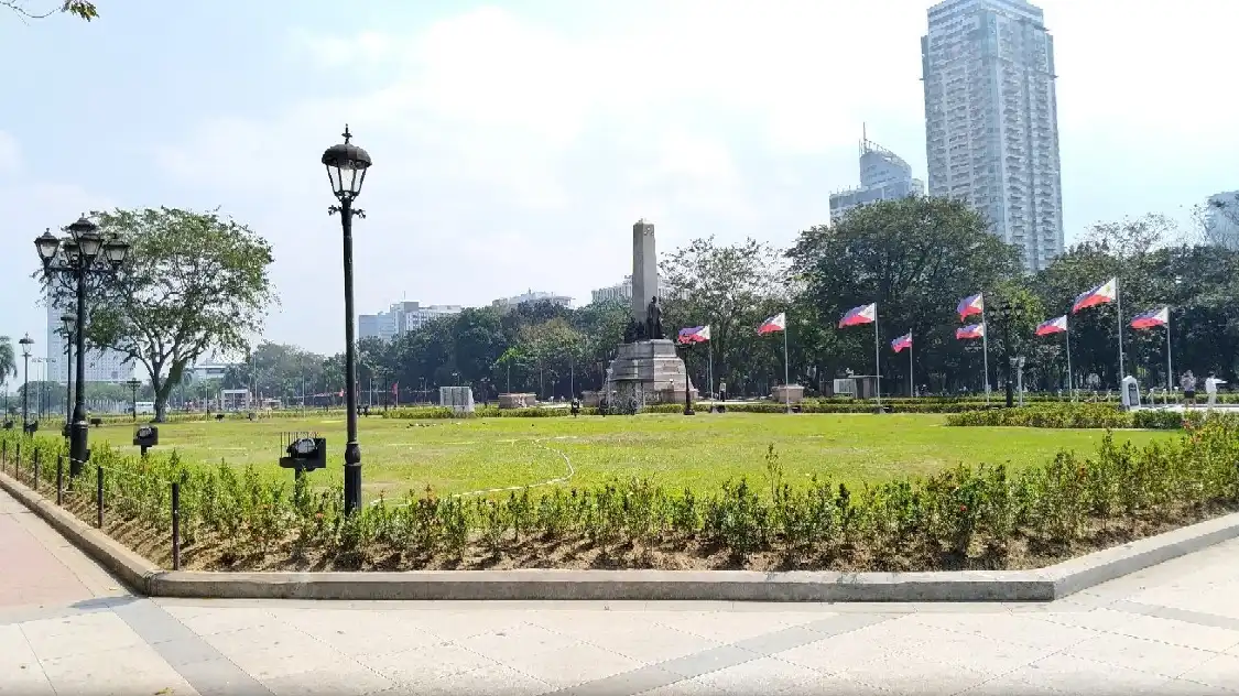 Hotels near Jose Rizal's First Monument