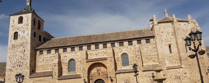Iglesia de San Andres Apostol