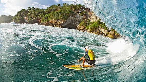 Evandro Santos Surf School