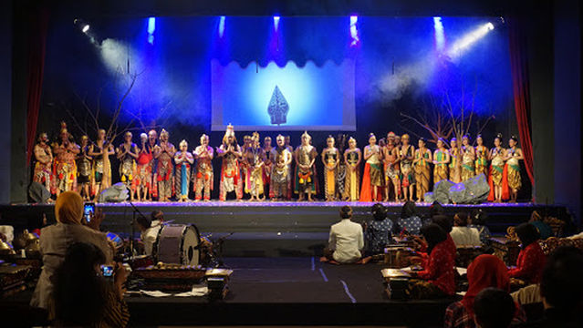 Pusat Kebudayaan Koesnadi Hardjasoemantri