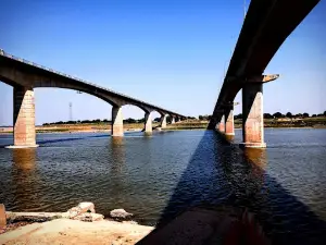 Yamuna bridge kalpi