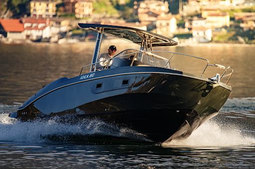 Be Lake Como