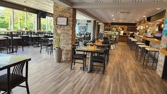 Midlane Country Club
