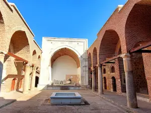 Taş Medrese Taş Eserler Müzesi