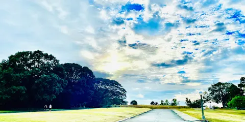 Everest Hills Memorial Park