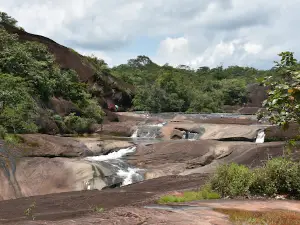 Tham Phra Waterfall