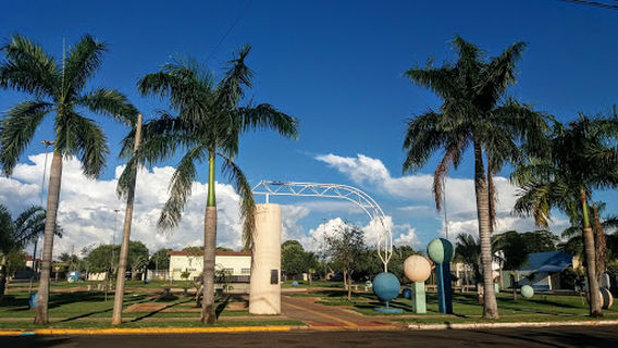 Square of the Dancing Waters