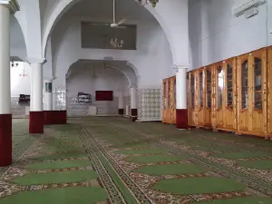 Okba Ibn Nafaa Mosque