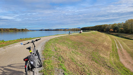 Reisemobil Stellplatz am Freizeitcenter Oberrhein
