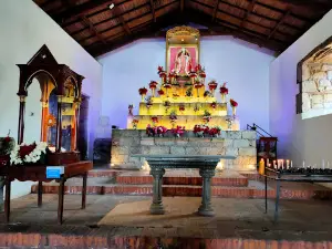 Primera Iglesia Católica del Ecuador (1534) - María Natividad de Balbanera
