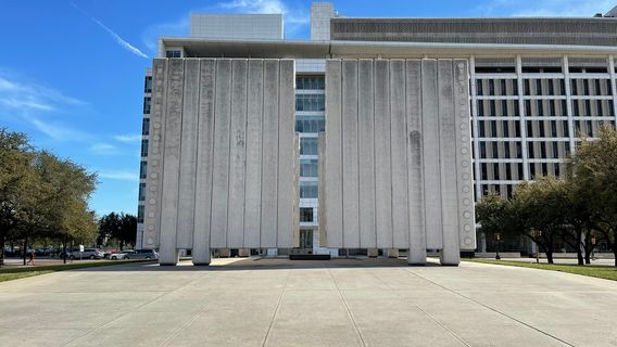 John F. Kennedy Memorial Plaza