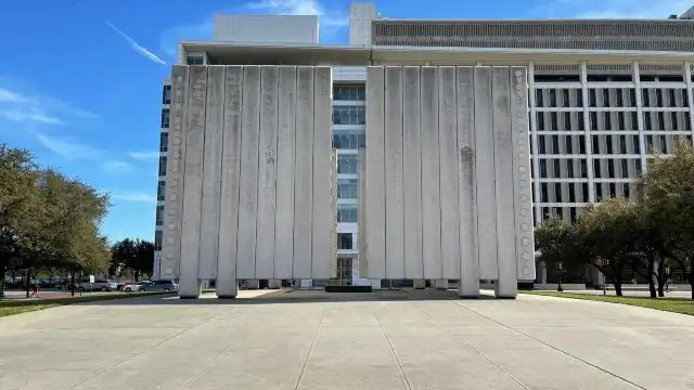 鄰近約翰F肯尼迪紀念廣場的酒店