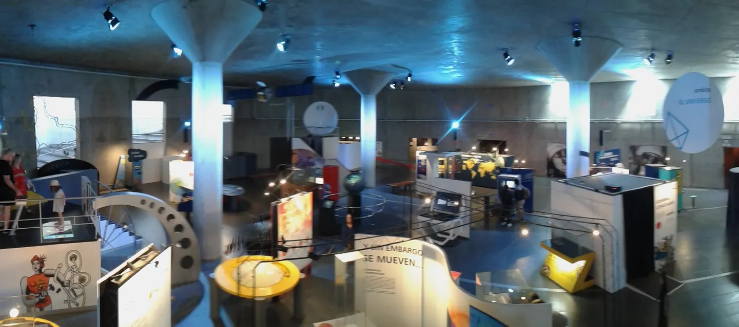 5_Museum of Science and the Cosmos