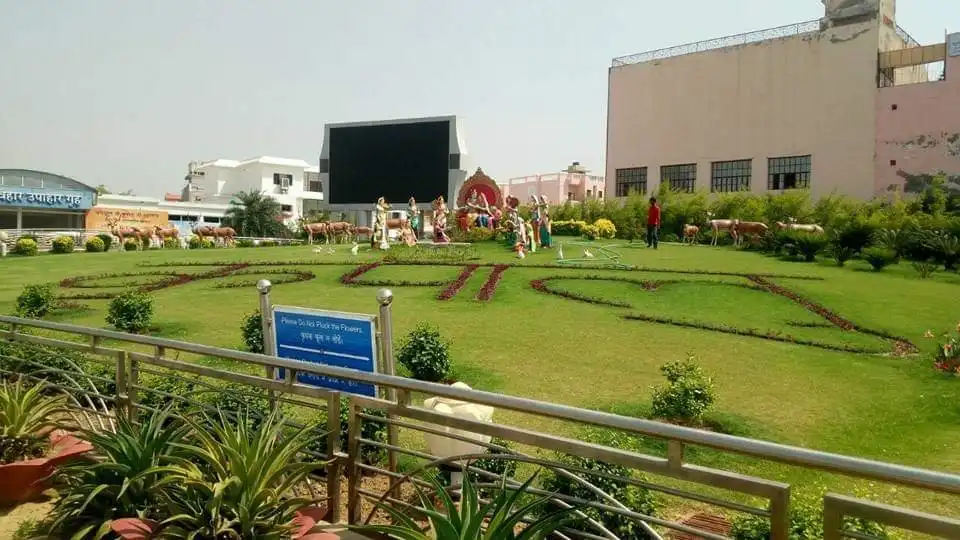 2_Chaar Dham Vrindavan