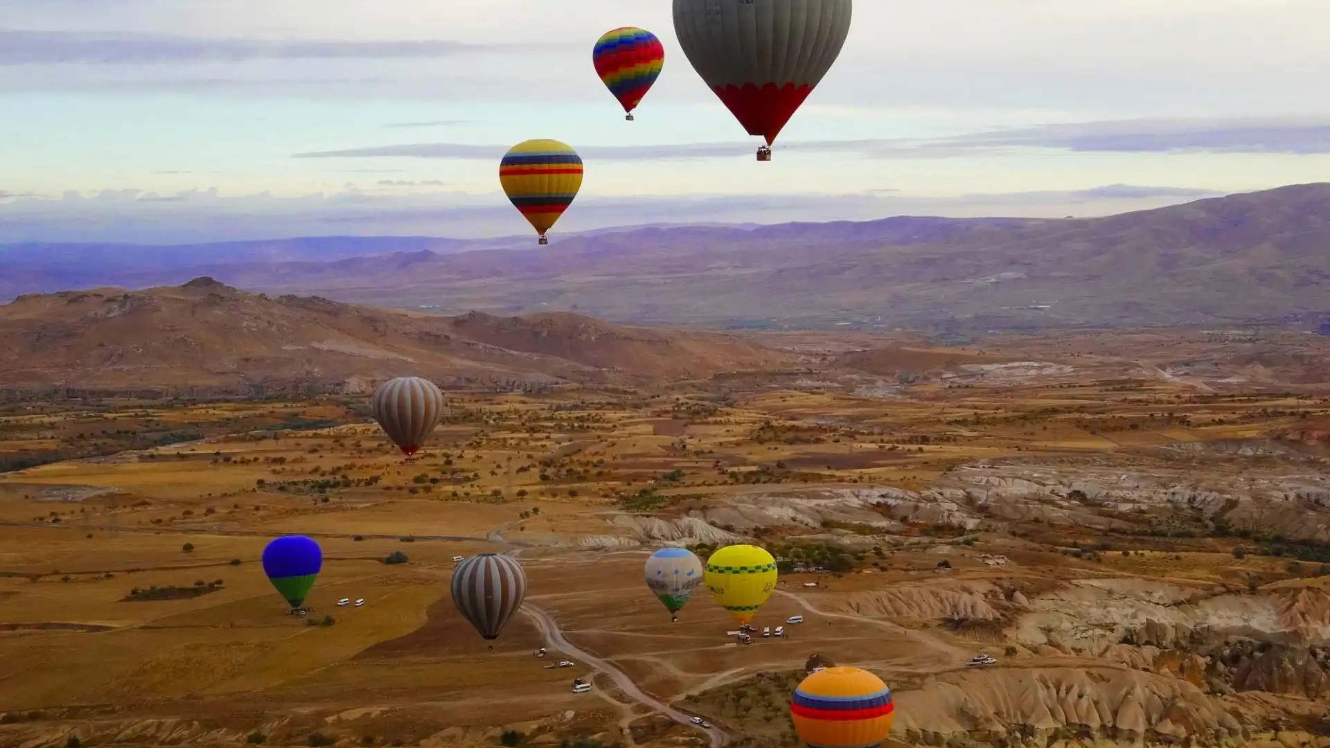 Hotels near Red Valley