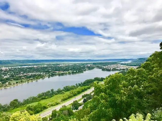Hotels in Kettle River Township