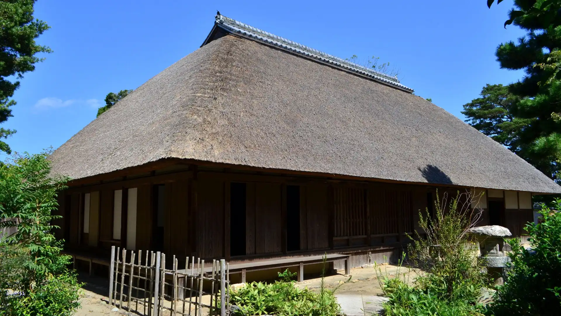 鄰近中村家住宅的酒店