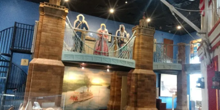 Behringer-Crawford Museum