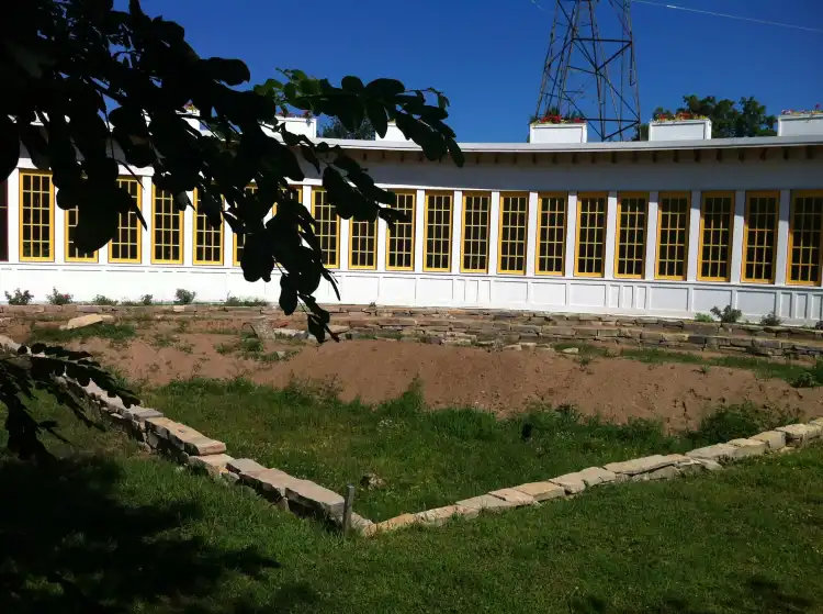 Hotels in Stone Mills