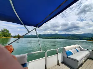 Watauga Lake