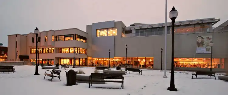 Hotels in der Nähe von Bibliothèque Gatien-Lapointe