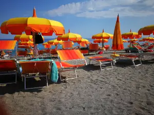 Lido Beach Bonday