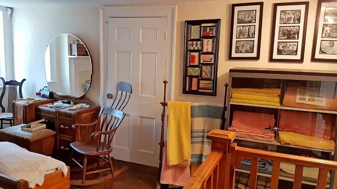 Cornwall Community Museum附近的飯店
