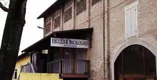 Hotels near Teatro Piccolo Orologio