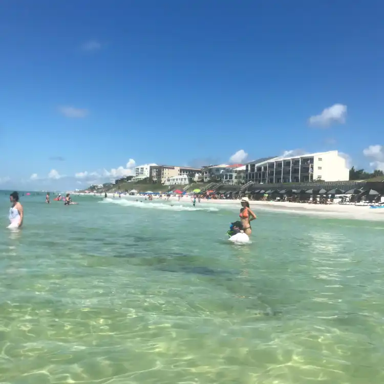 Hotels in der Nähe von Blue Mountain Beach