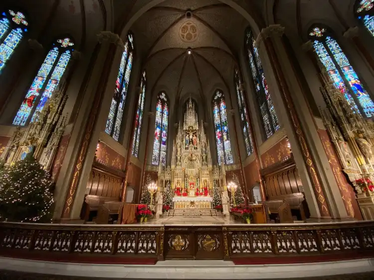 Các khách sạn gần St. Francis de Sales Church