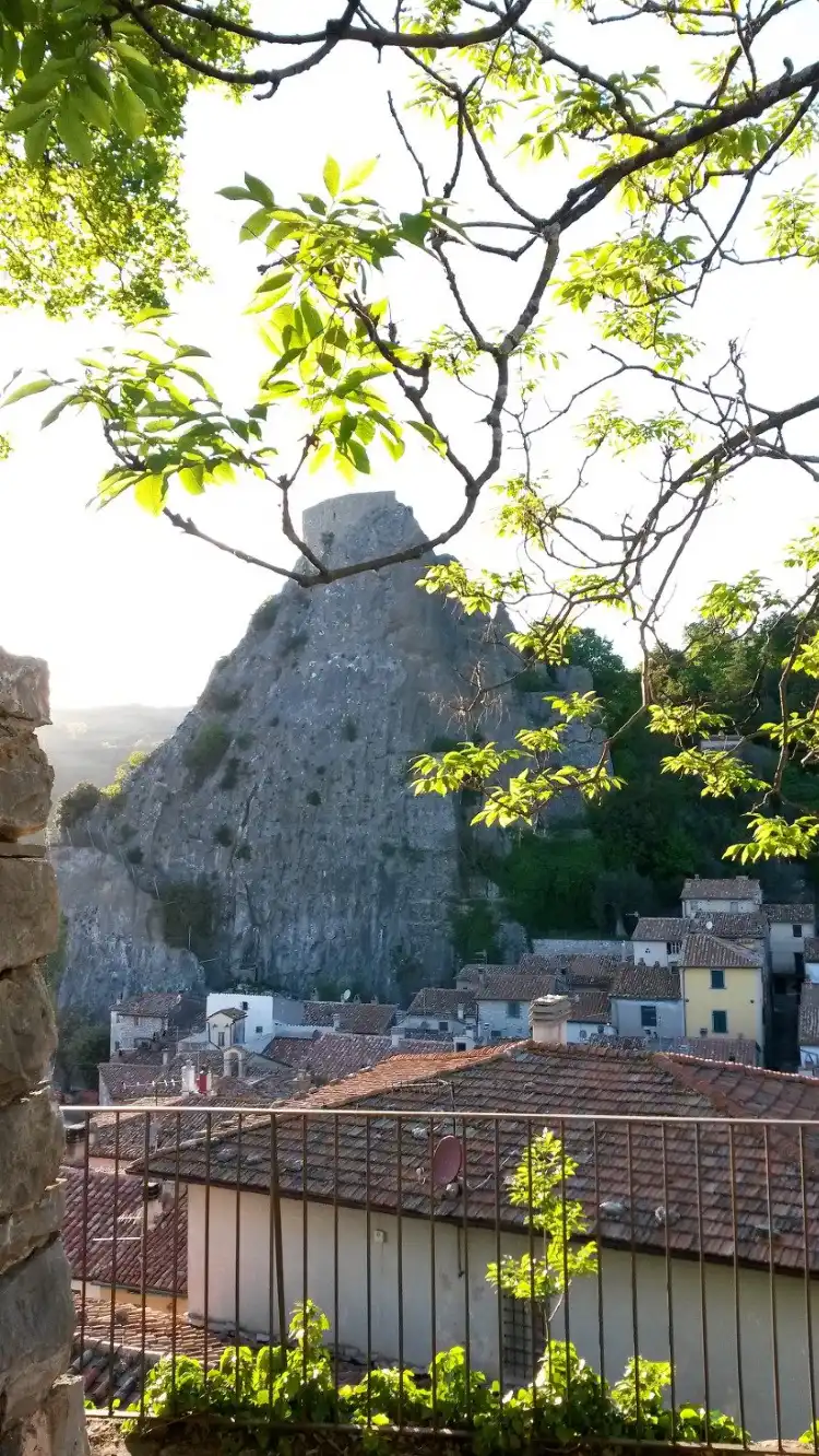 Roccalbegna