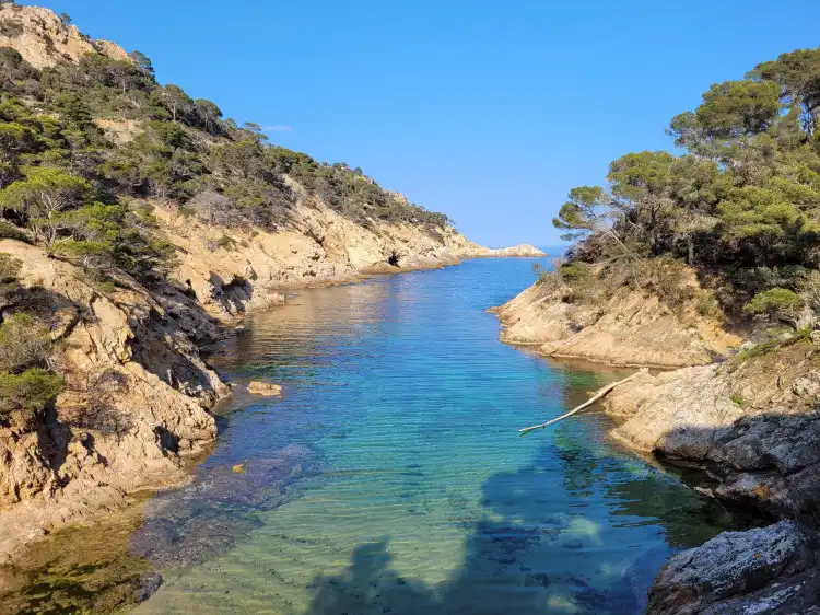 Hotels near Cala Bona