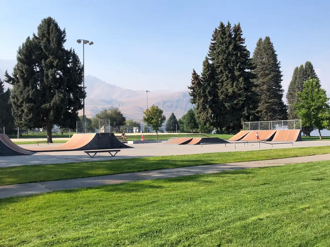 Hotels near Don Morse Memorial Park