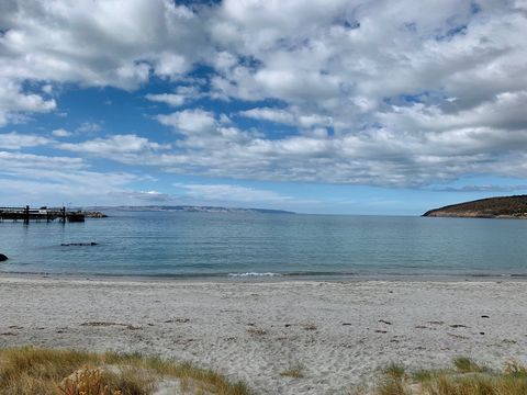 Penneshaw Beach