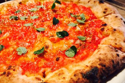 ピッツェリア カンテラ