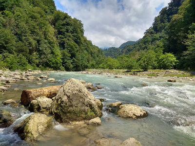 კაღუს ჩანჩქერი - Kaghu Waterfall
