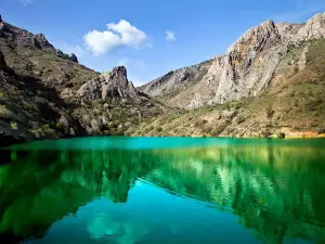 Gornoye Ozero V Zelenogor'ye, Ushchel'ye Panagiya