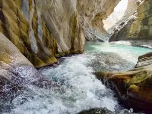 Moola chutok waterfall, karkh Balochistan
