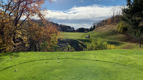 Emuzu Golf Club
