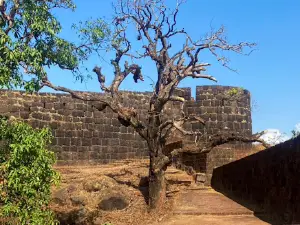 Bankot Fort