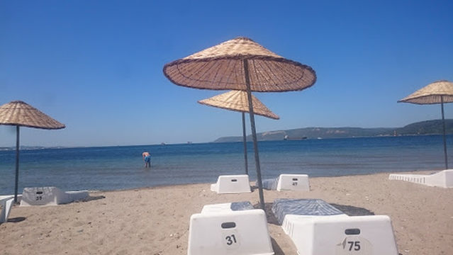 Dabakoğlu Halı Saha