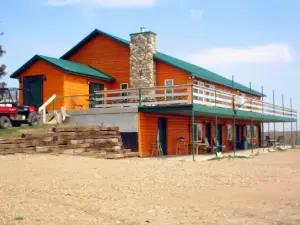 Swanson Hunting Acres & Lodge