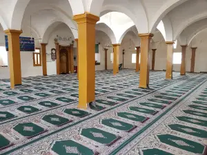 Qala-e-Naw Great Mosque