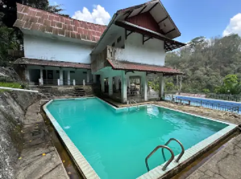 Makula Hot Spring