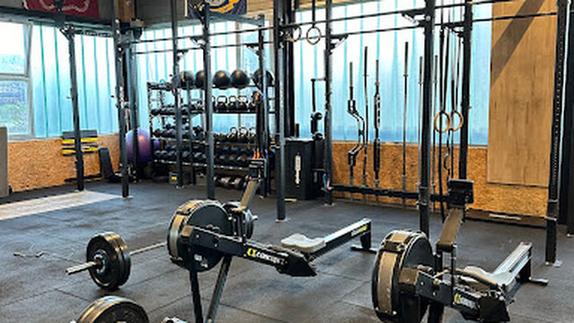 ATHLETENHALLE by Bro Perfomance