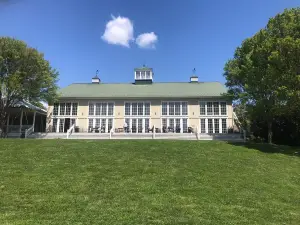 Veritas Vineyards and Winery