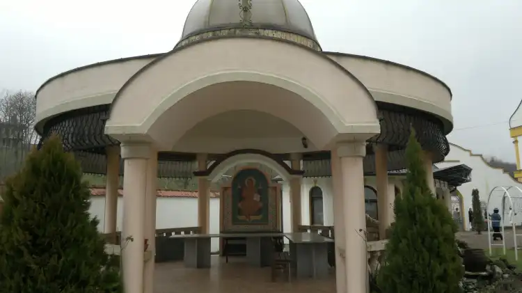 Hotels near Privina Glava monastery