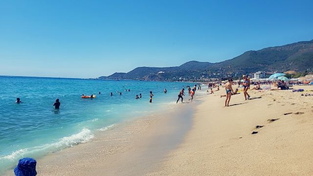Kleopatra Beach