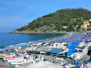 Spiaggia a Bonassola Liguria